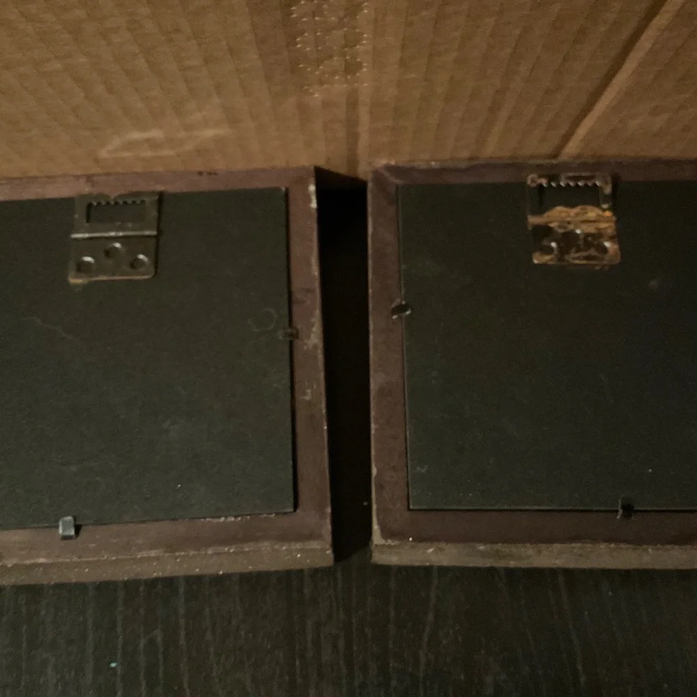 2 - 6x6” mirrors framed in metal H276